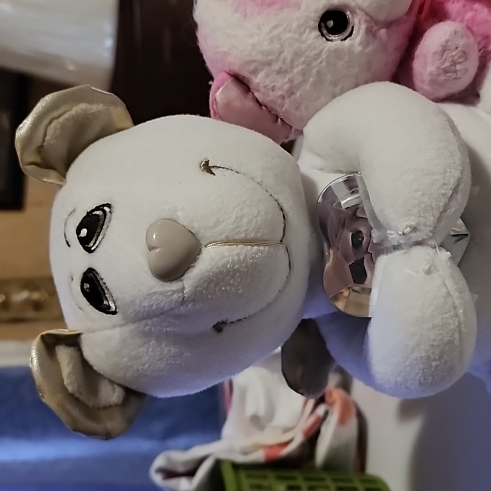 ANGEL BEAR & SMALL HEART BEAR - Picture 3 of 7